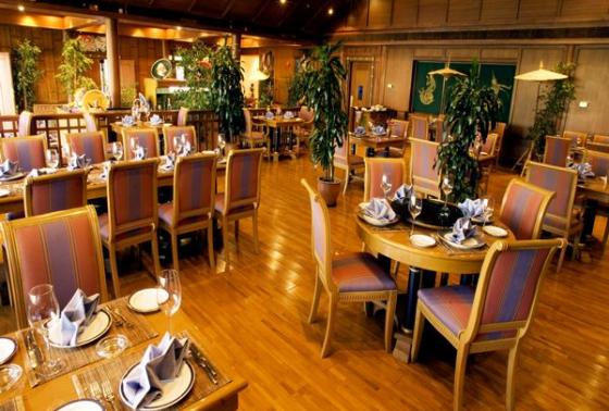 Royal Thai Restaurant